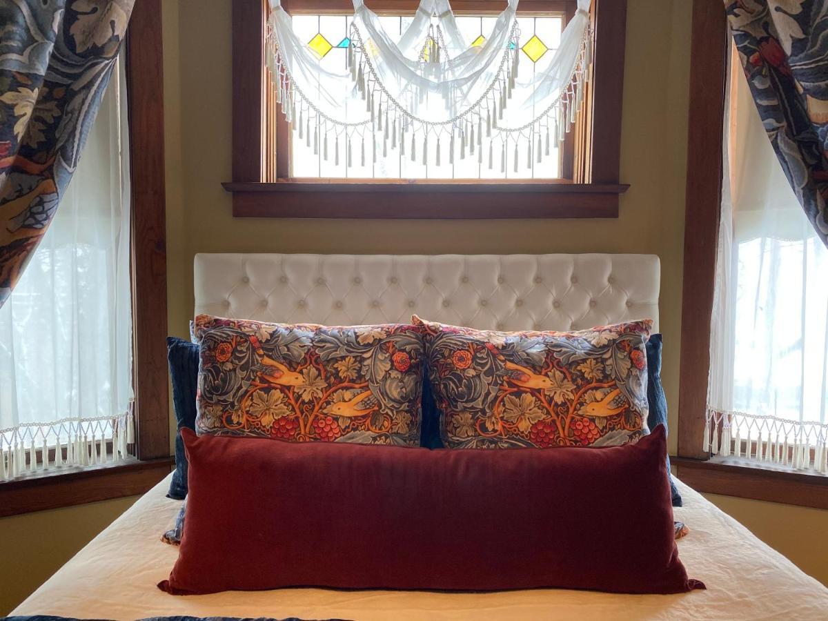Appartement The Edmond An 1887 Arts & Crafts Gem à Saint Joseph Extérieur photo