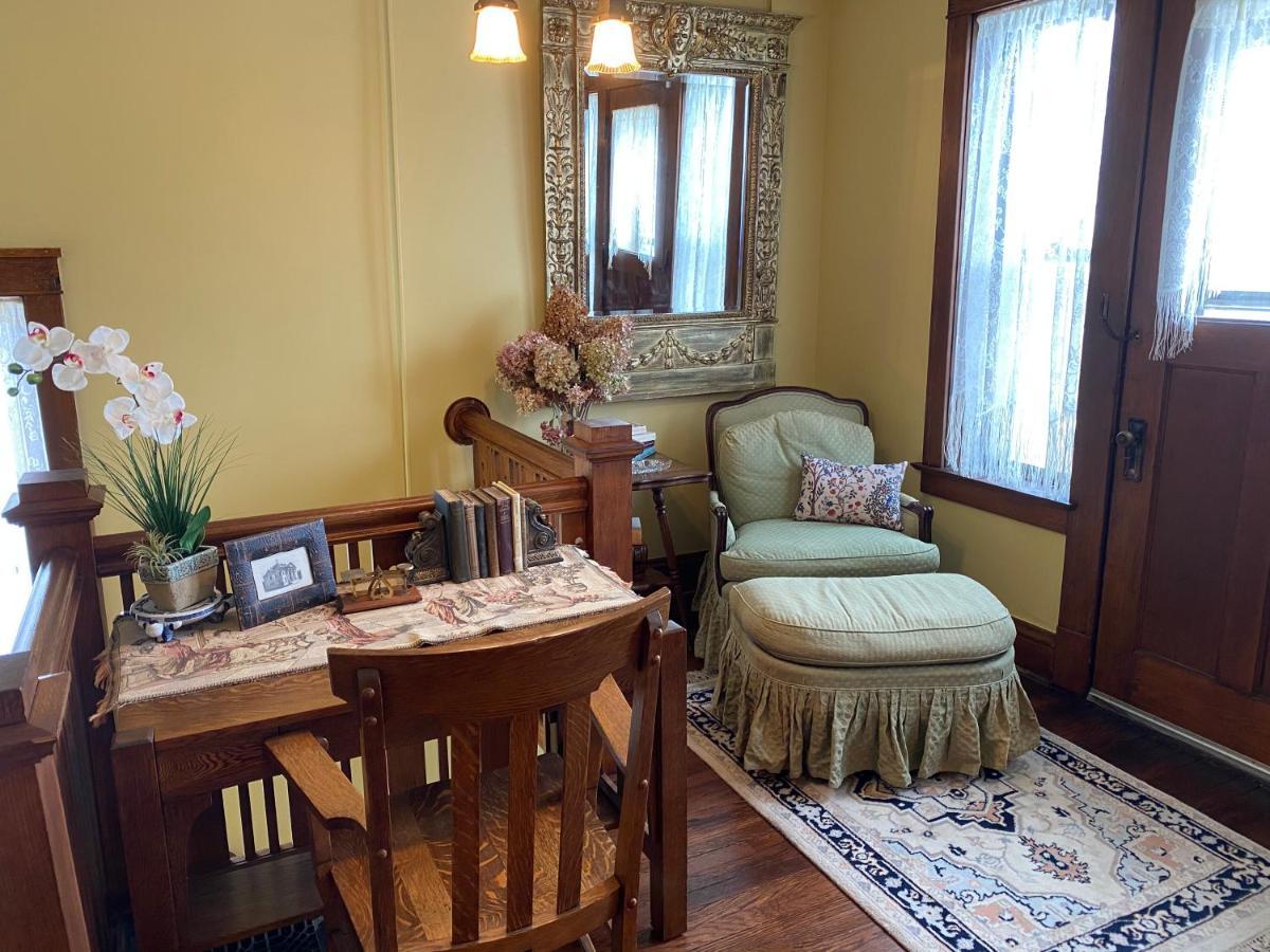 Appartement The Edmond An 1887 Arts & Crafts Gem à Saint Joseph Extérieur photo